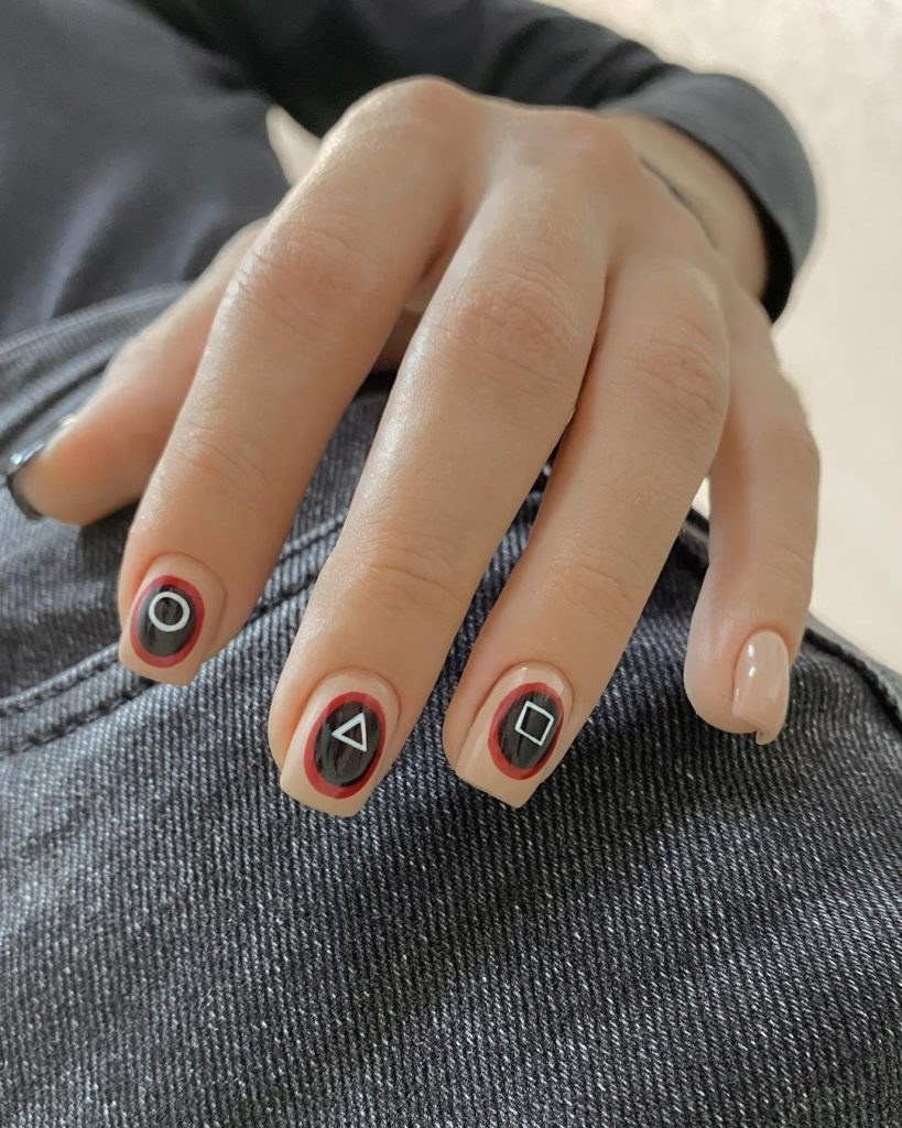 Squid Game Маникюр: Варианты Дизайна Ногтей. Школа для девочек во Владивостоке — Само Совершенство