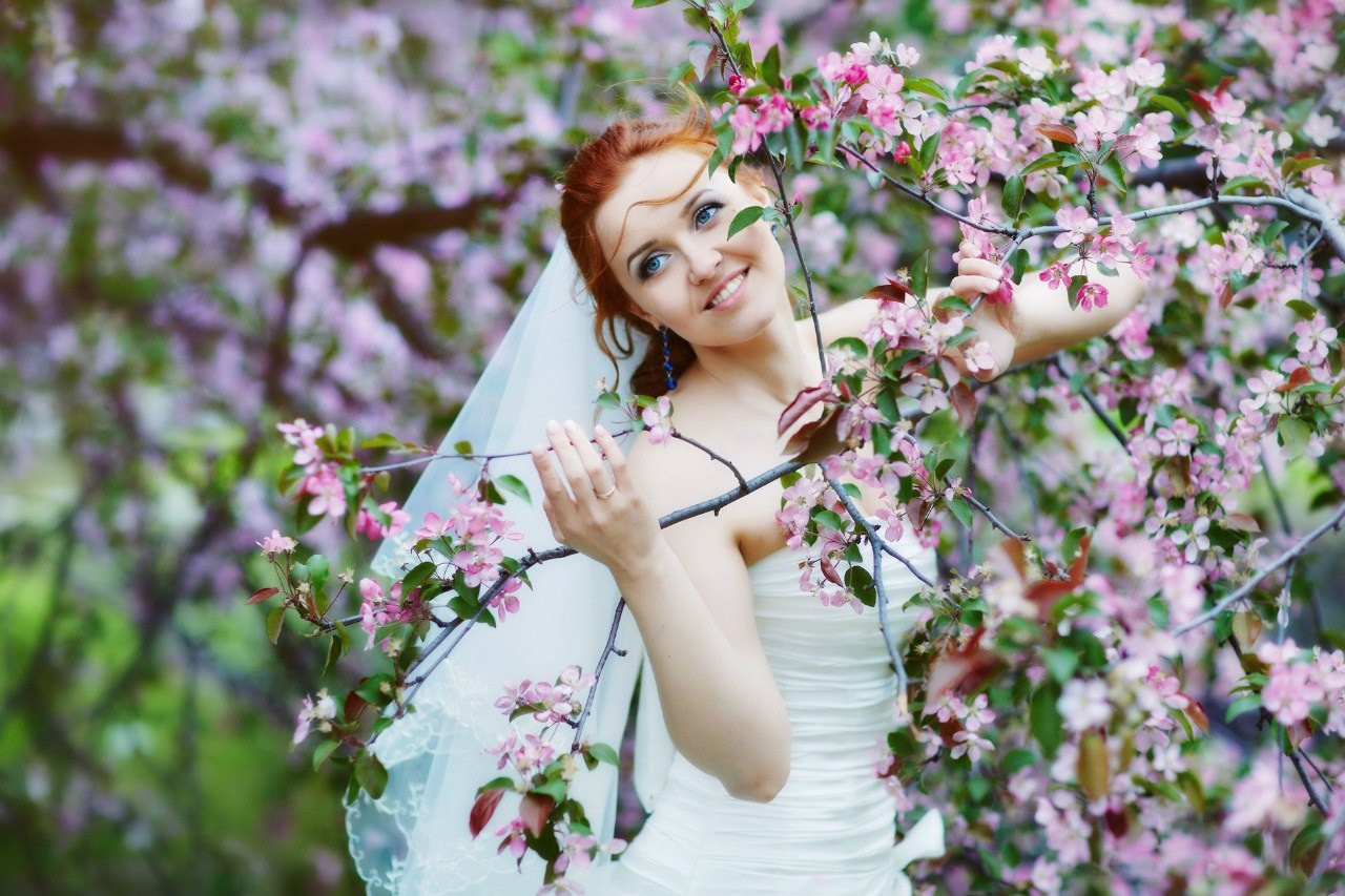 Профессиональный свадебный фотограф: Сохраните ваши волшебные моменты. Выпускной альбом Новосибирск