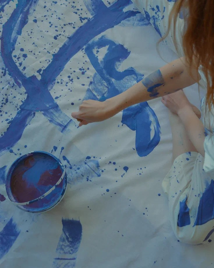 ABOUT / CONTACT. Yulia Yurchevskaya | Art Director & Visual Visionary