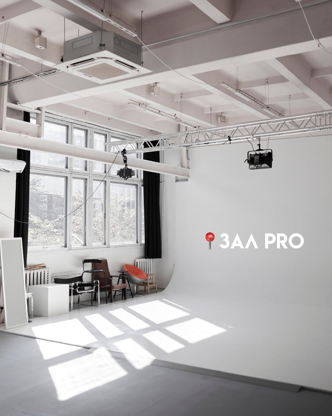 Фотостудия MARK — идеально подходит для съёмок в разных стилях. Фотограф в Минске Людмила Дутко