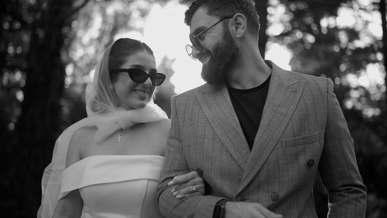 Свадебный видеооператор Владимир Таирян. Портретный и свадебный фотограф Алла Карени Москва