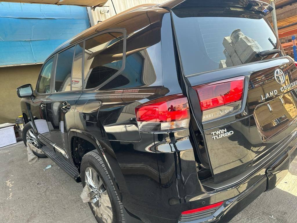 Armored car. Skyden Cars