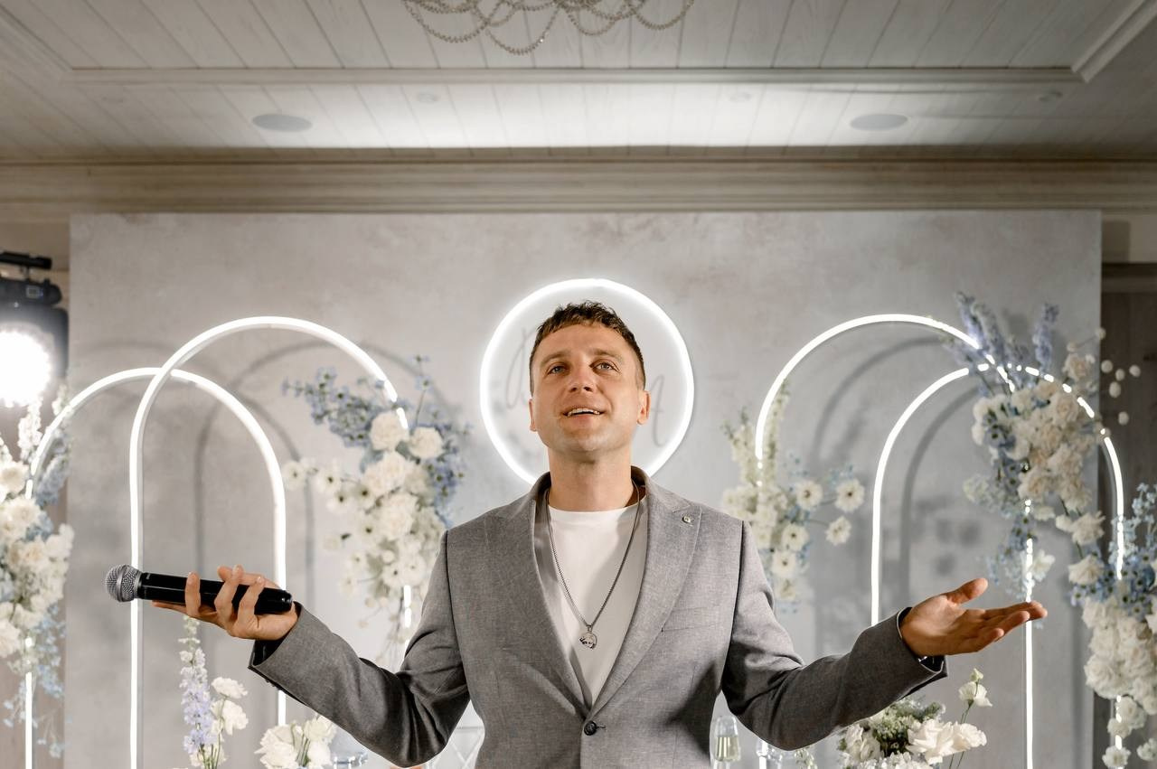 Ведущий Федоров. Подрядчики и друзья сети свадебных площадок House for wedding
