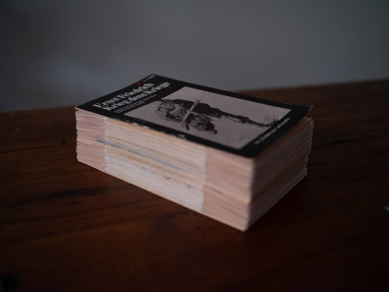 Книга из шорт-листа Dummy Award 2024 — «Seeing Against Seeing» Алексея Юренева. Private image