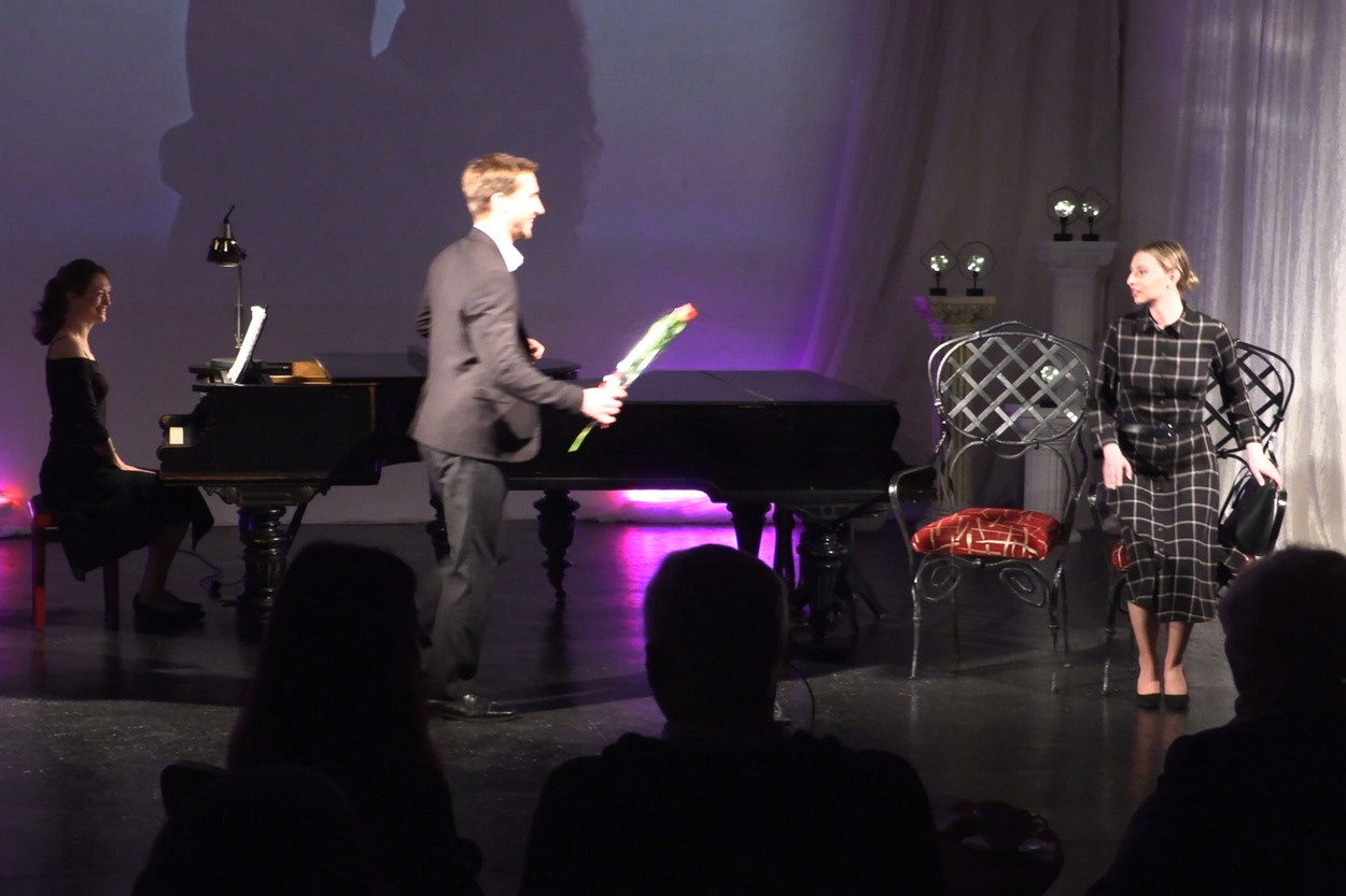 Никита Француков - Юлия Старцева. Кафе-шантан в Доме Шрёдера - "Ожидание" Рождественский - Таривердиев