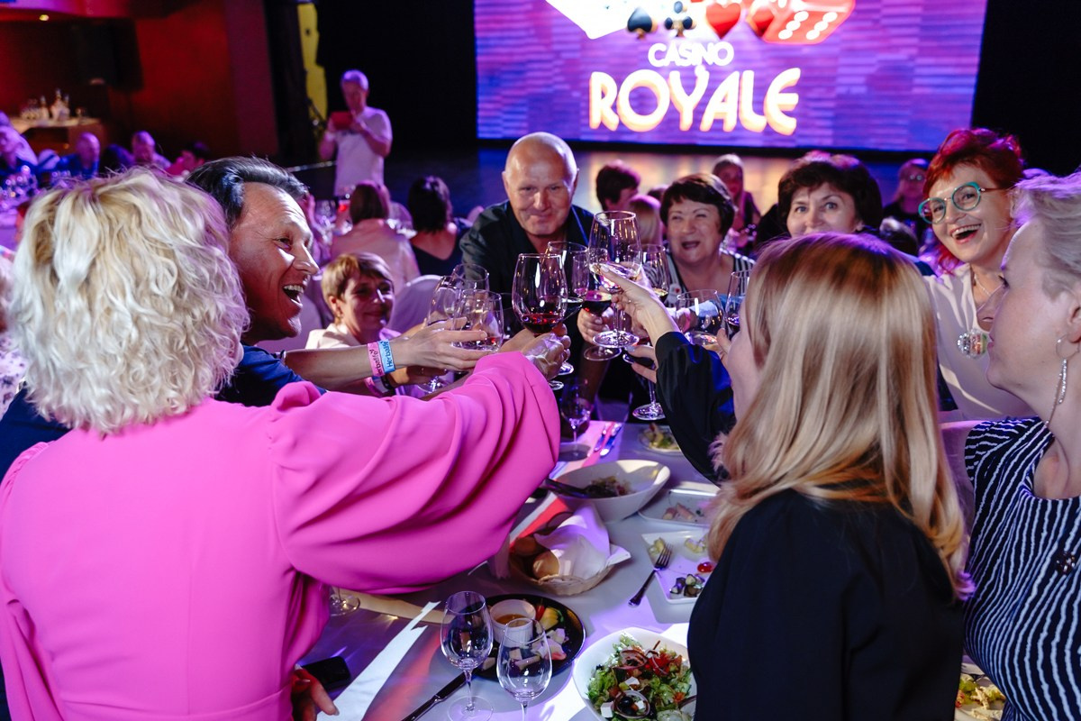 Церемония награждения Herbalife 2023. Репортажный и семейный фотограф в Санкт-Петербурге Тарас Марченко