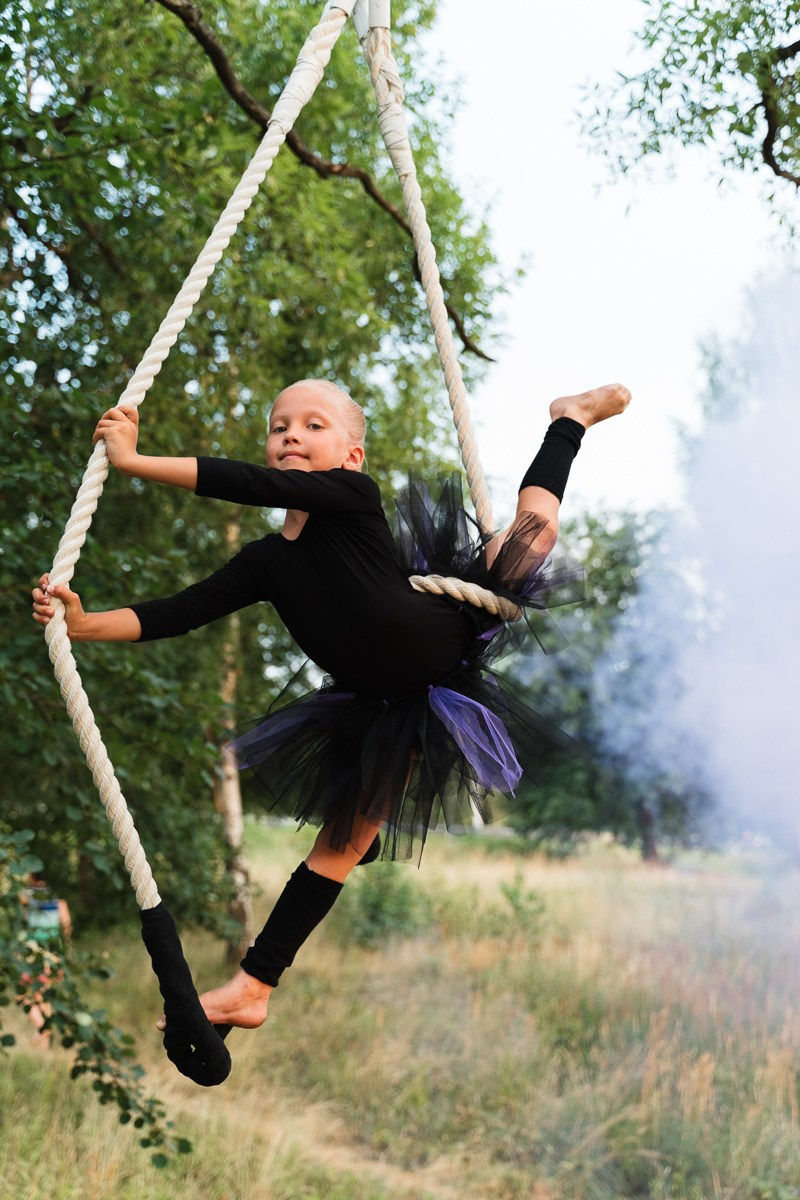 Фотопроект «Фаеры в лесу». Репортажный и семейный фотограф в Санкт-Петербурге Тарас Марченко