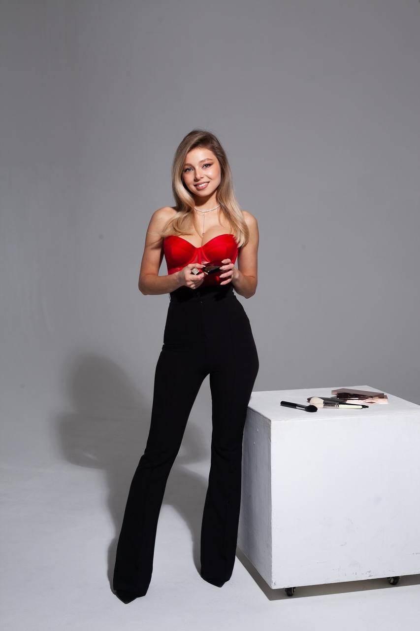 Визажист Бугрова Алёна