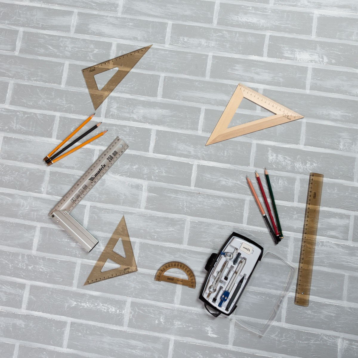 Реквизит для новорожденных и младенцев. Фотостудия Алматы. Семейная и детская фотостудия Family studio.Фотограф Алматы