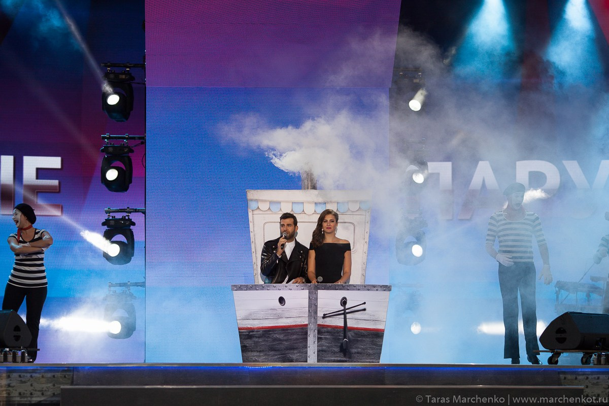 Алые Паруса. Репортажный и семейный фотограф в Санкт-Петербурге Тарас Марченко