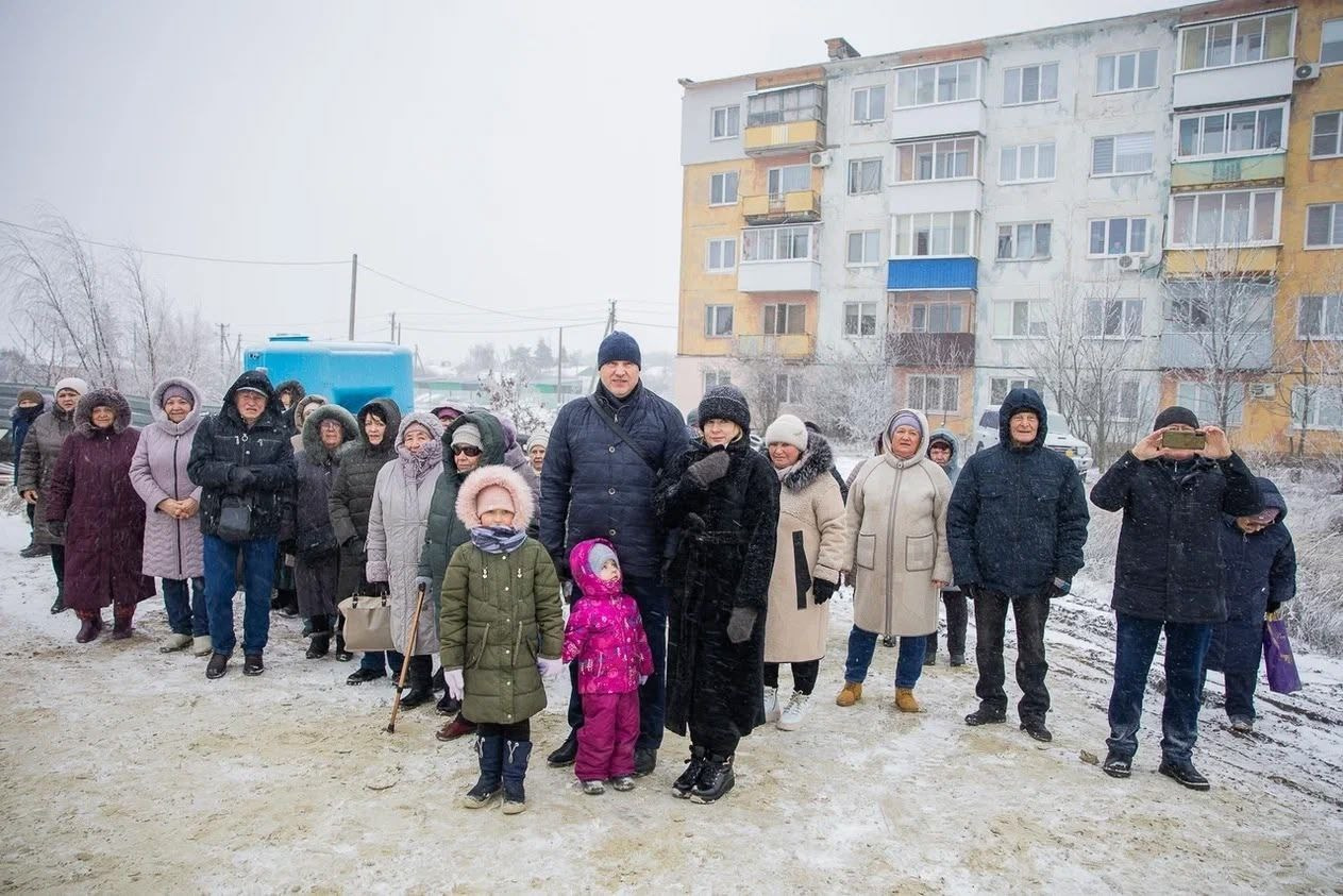 Благочинный Северо-Западного храма принял участие в освящении куполов строящегося храма. Саратовское Северо-Западное благочиние