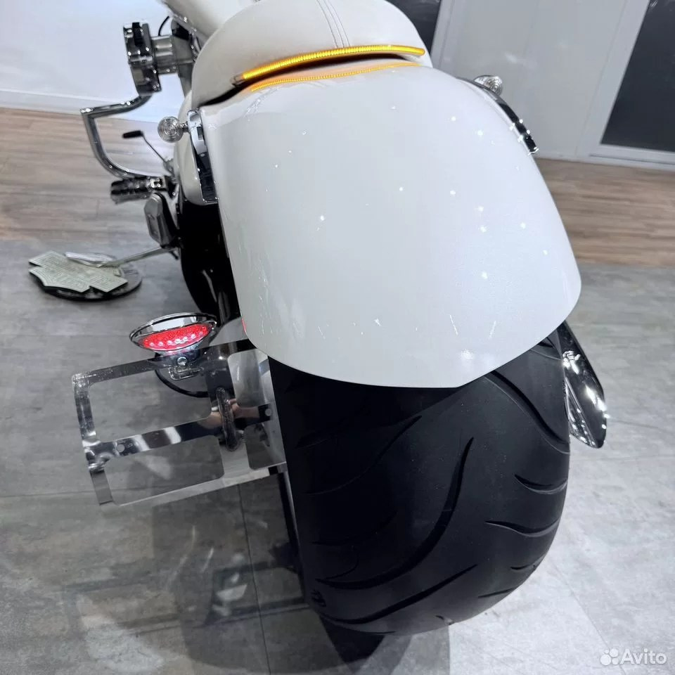 2007 SUZUКI М109R Whitе Hunter. Hello Davidson, Москва. Только хорошие мотоциклы…