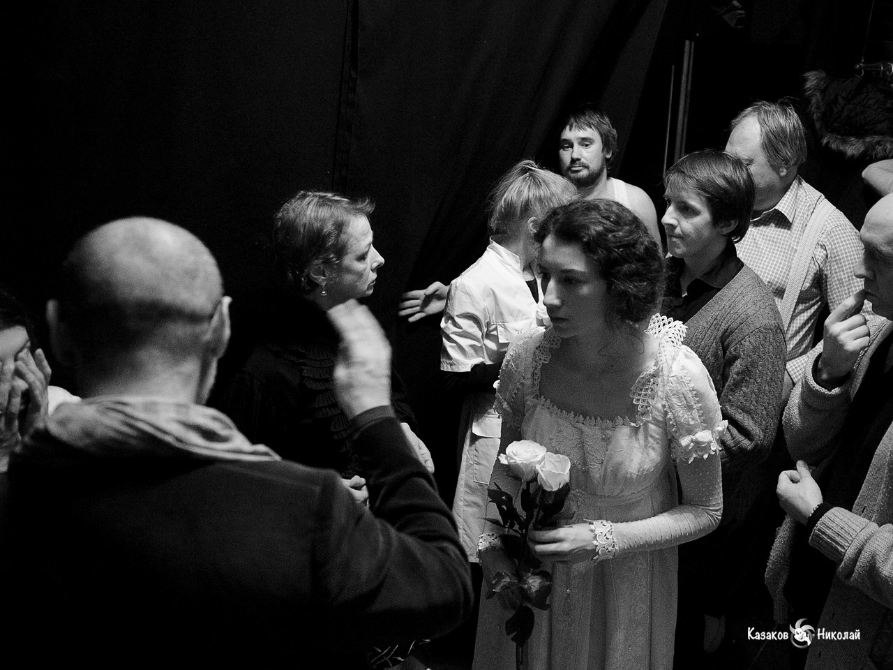 Труппа камерного театра Малыщицкого после премьеры спектакля "Обыкновенное чудо".