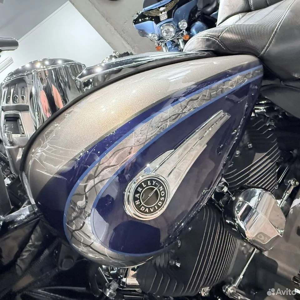 2016 CVO Limited 110 АВS Раlladium Silver / Phаntоm Вlue. Hello Davidson, Москва. Только хорошие мотоциклы…