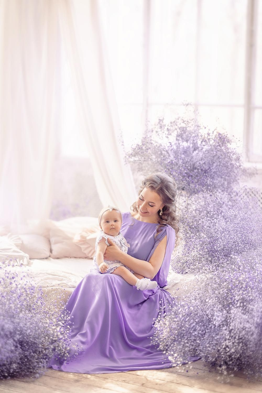 Весенняя фотосессия в лиловых цветах. Детский и семейный фотограф в Москве Катерина Орлова