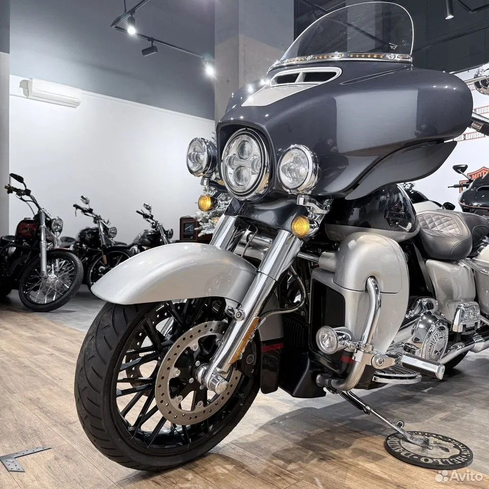 Купить Harley-Davidson 2019 CVO Street Glide Special 117 (Magnetic Grey) (Touring) — подробнее на сайте. Hello Davidson, Москва. Только хорошие мотоциклы…