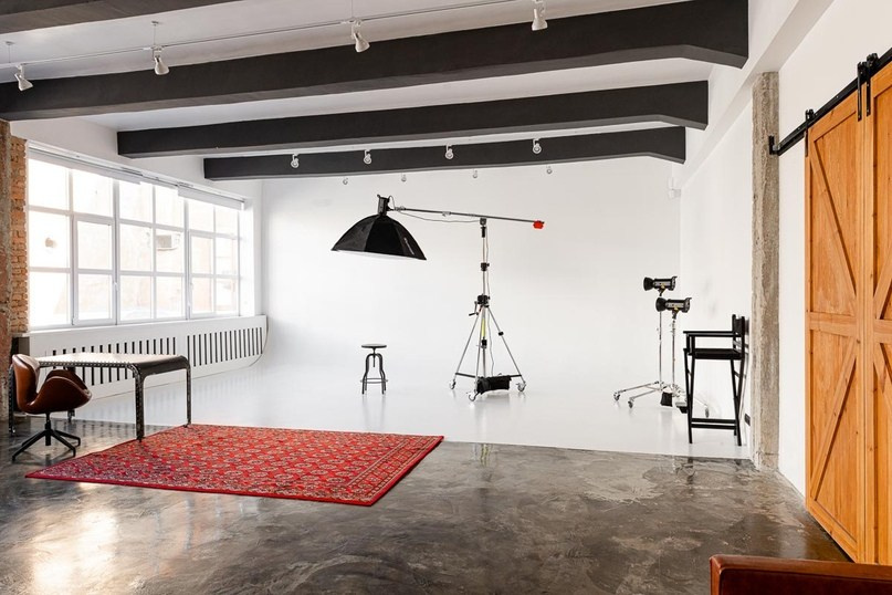 Фотостудии. Фото и видеосъемка Alex May Екатеринбург