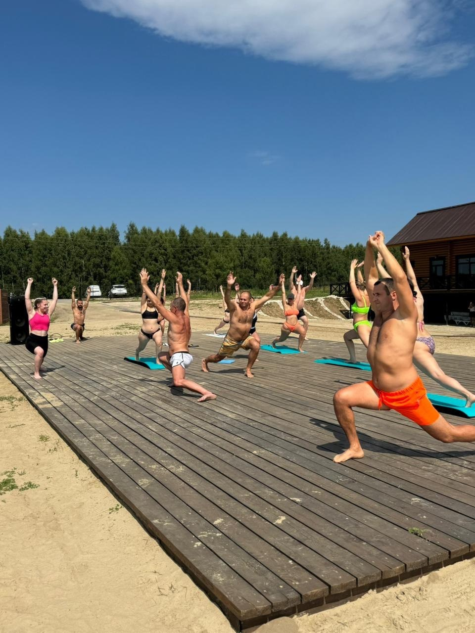 Аренда веранды, домов и банного комплекса в Якушево. Банкетный зал Веранда в Якушево у озера для свадеб, юбилеев, корпоративов. Официальный сайт