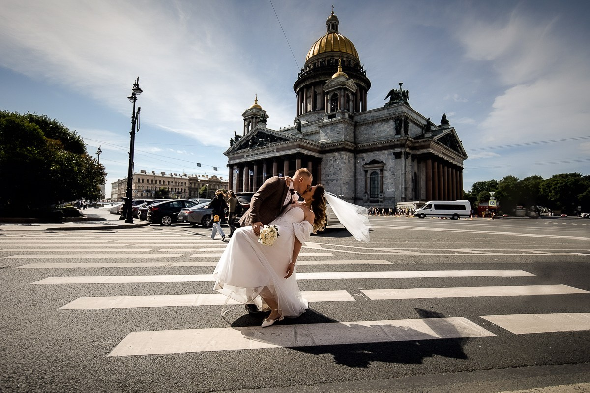 Наш стиль свадебной фотографии: глубина, свет и тишина между кадрами. Свадебный фотограф — Санкт-Петербург (СПб) Питер