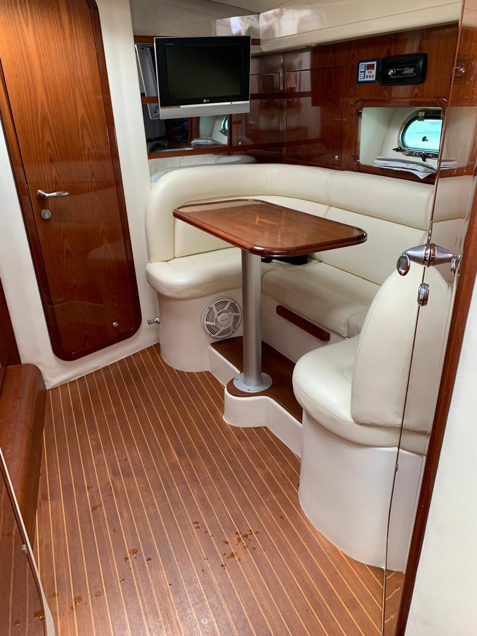 Катер Беллини Аренда Яхты в Сочи Яхтанаморе YACHTNAMORE YACHTANAMORE