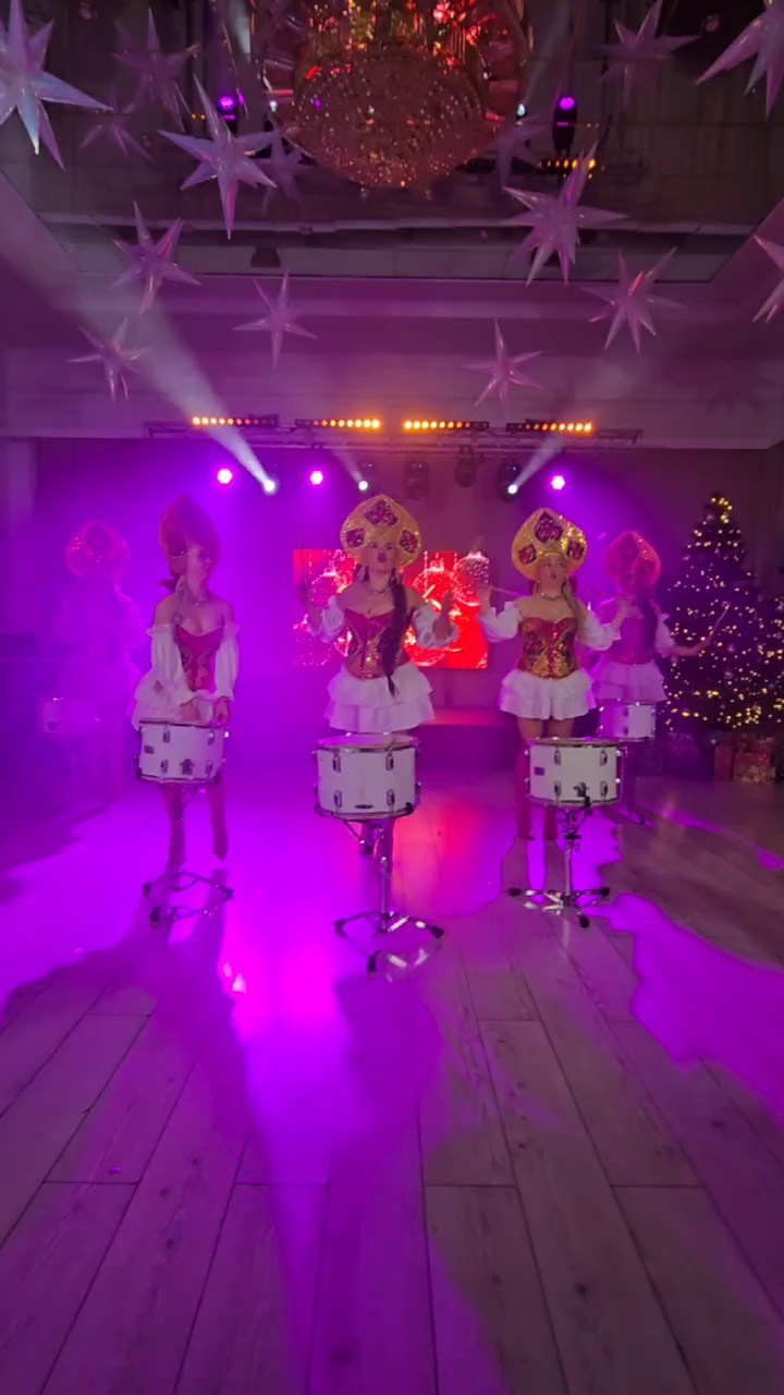 Танцевально барабанное шоу. Kozyreva-show