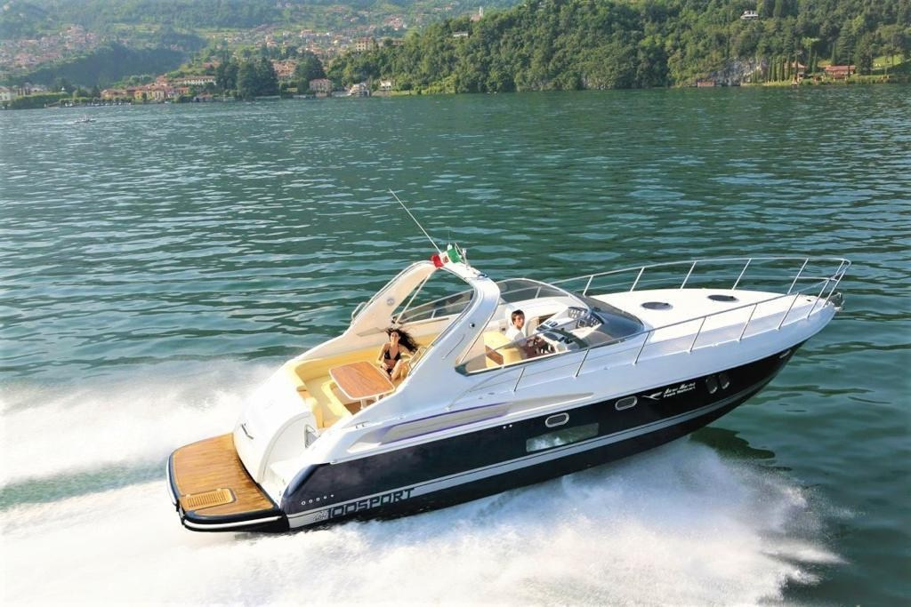 Катер Беллини Аренда Яхты в Сочи Яхтанаморе YACHTNAMORE YACHTANAMORE