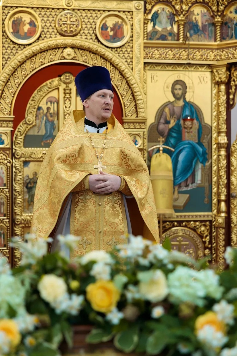 МИТРОПОЛИТ ИГНАТИЙ СОВЕРШИЛ БОЖЕСТВЕННУЮ ЛИТУРГИЮ В ХРАМЕ СВЯТОГО ВЕЛИКОМУЧЕНИКА ГЕОРГИЯ ПОБЕДОНОСЦА. Саратовское Северо-Западное благочиние