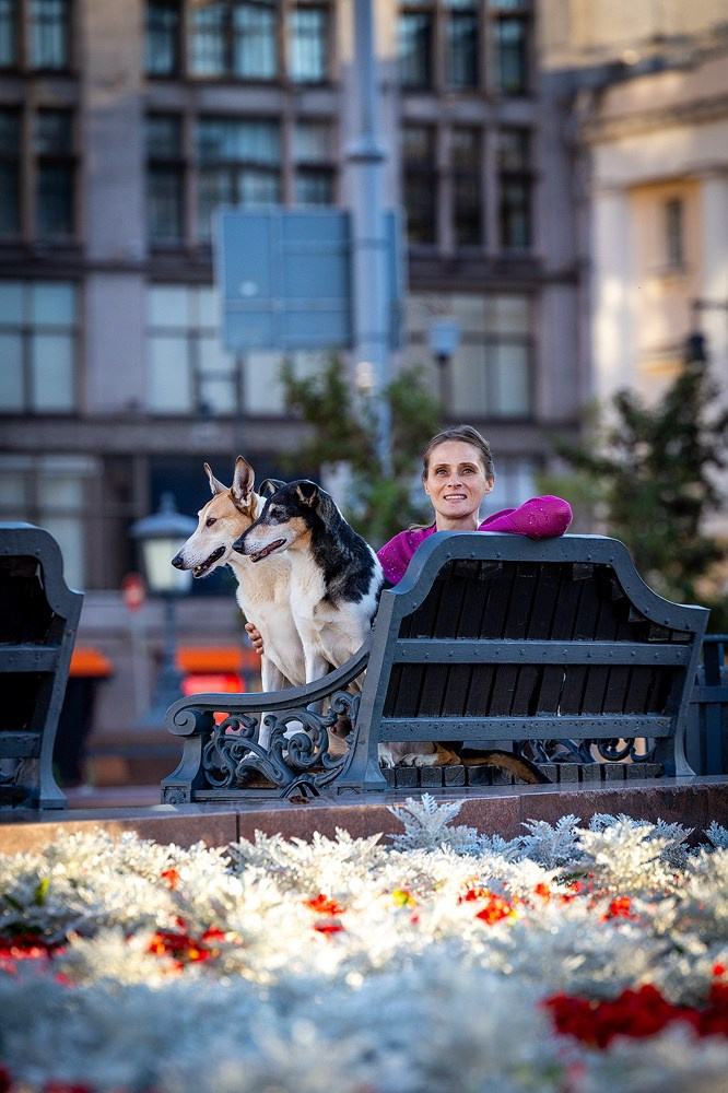 Винтик и Вита в городе. Фотограф-анималист Natalia Deingel | Фотосъемка собак в Москве