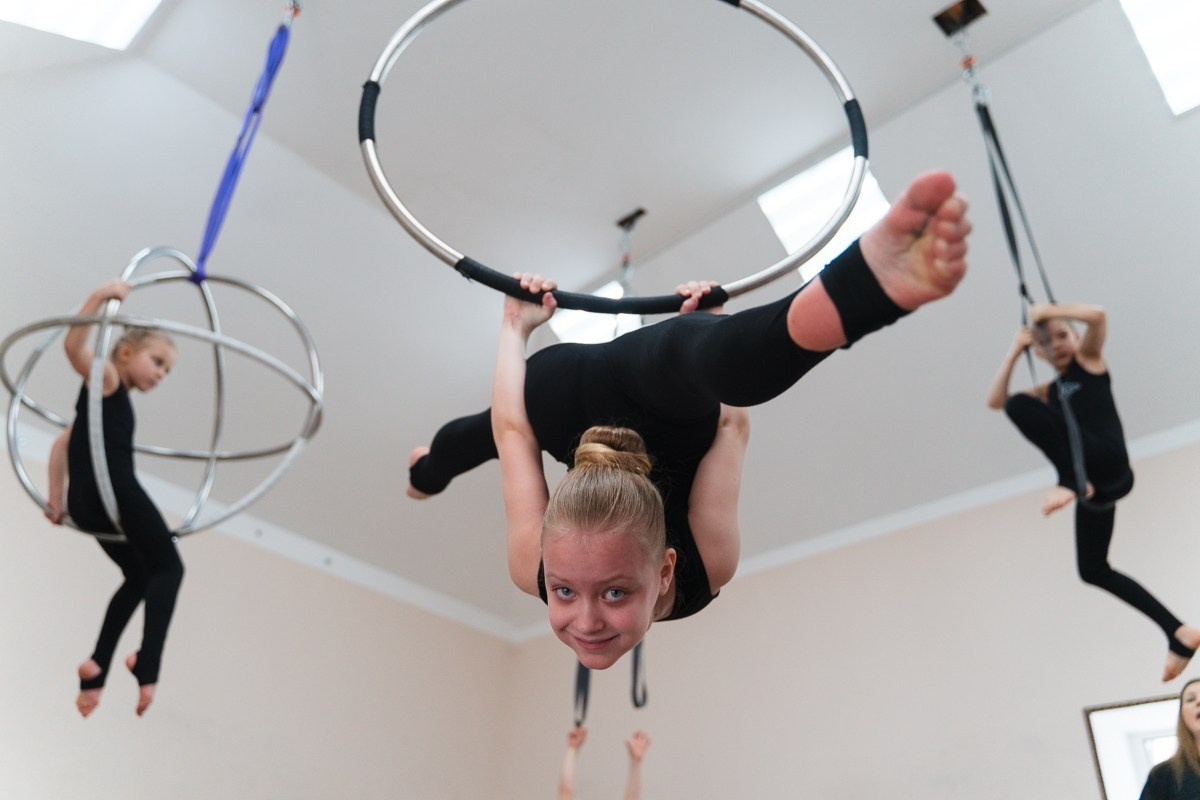 Тренировка в цирковой студии. Репортажный и семейный фотограф в Санкт-Петербурге Тарас Марченко