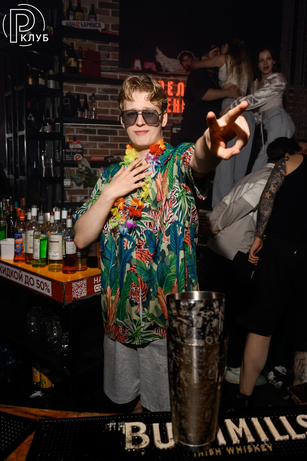 Небар Пятницкая 22.08.26. Фотопортал RClub — освещение ресторанной, светской и клубной жизни Москвы