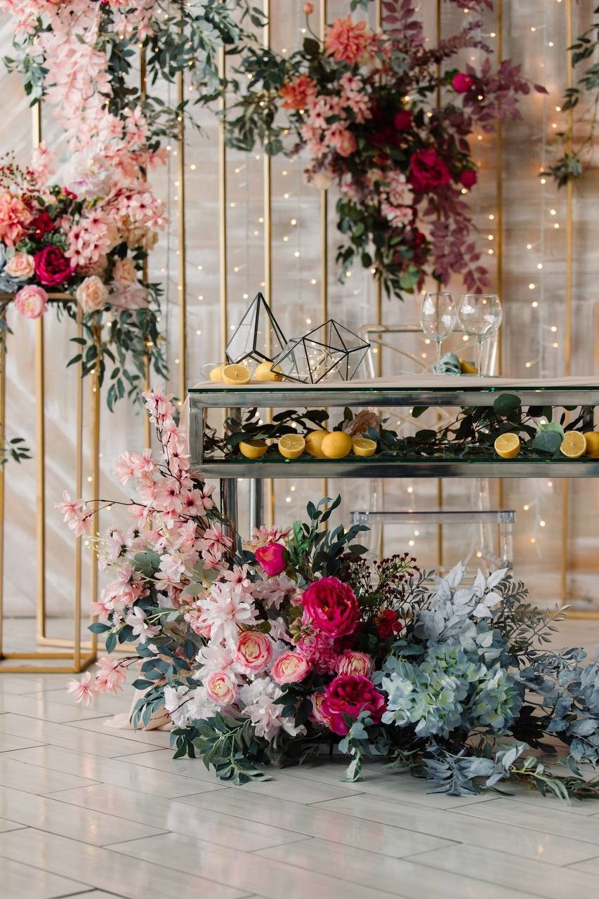 Декор. Подрядчики и друзья сети свадебных площадок House for wedding