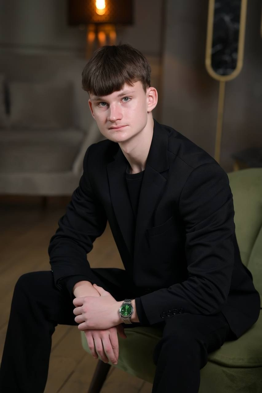 Выпускные альбомы в Омске. Фото и видеосъемка в Омске | Выпускные альбомы