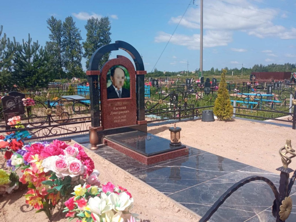 Реальные фото работ. Изготовление и установка памятников в Москве и МО