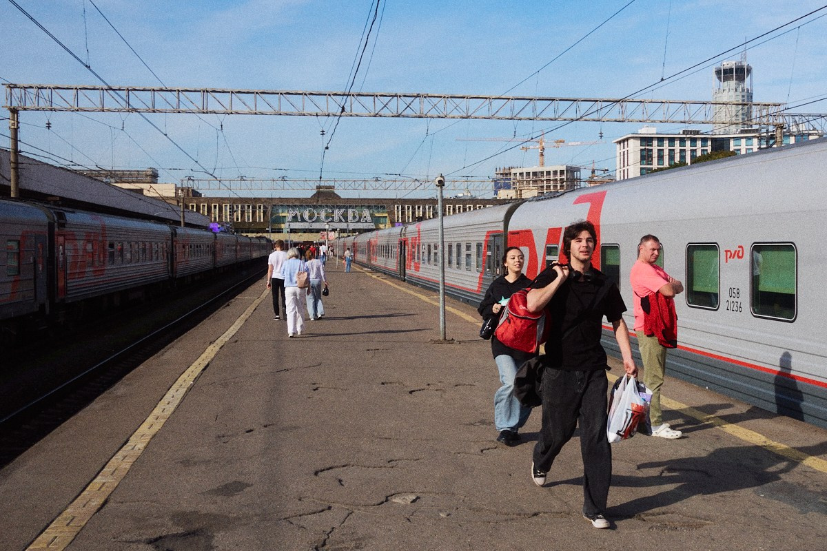 Завтра Волга!. Иван Кобяков