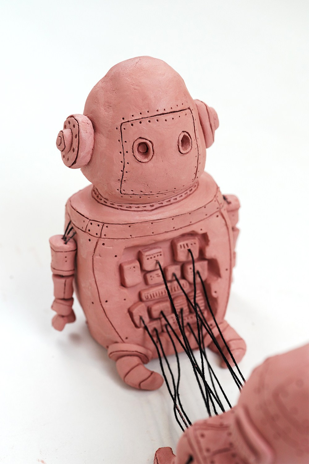 Скульптура. Полимерная глина, хлопковая нить. 2021-2022.