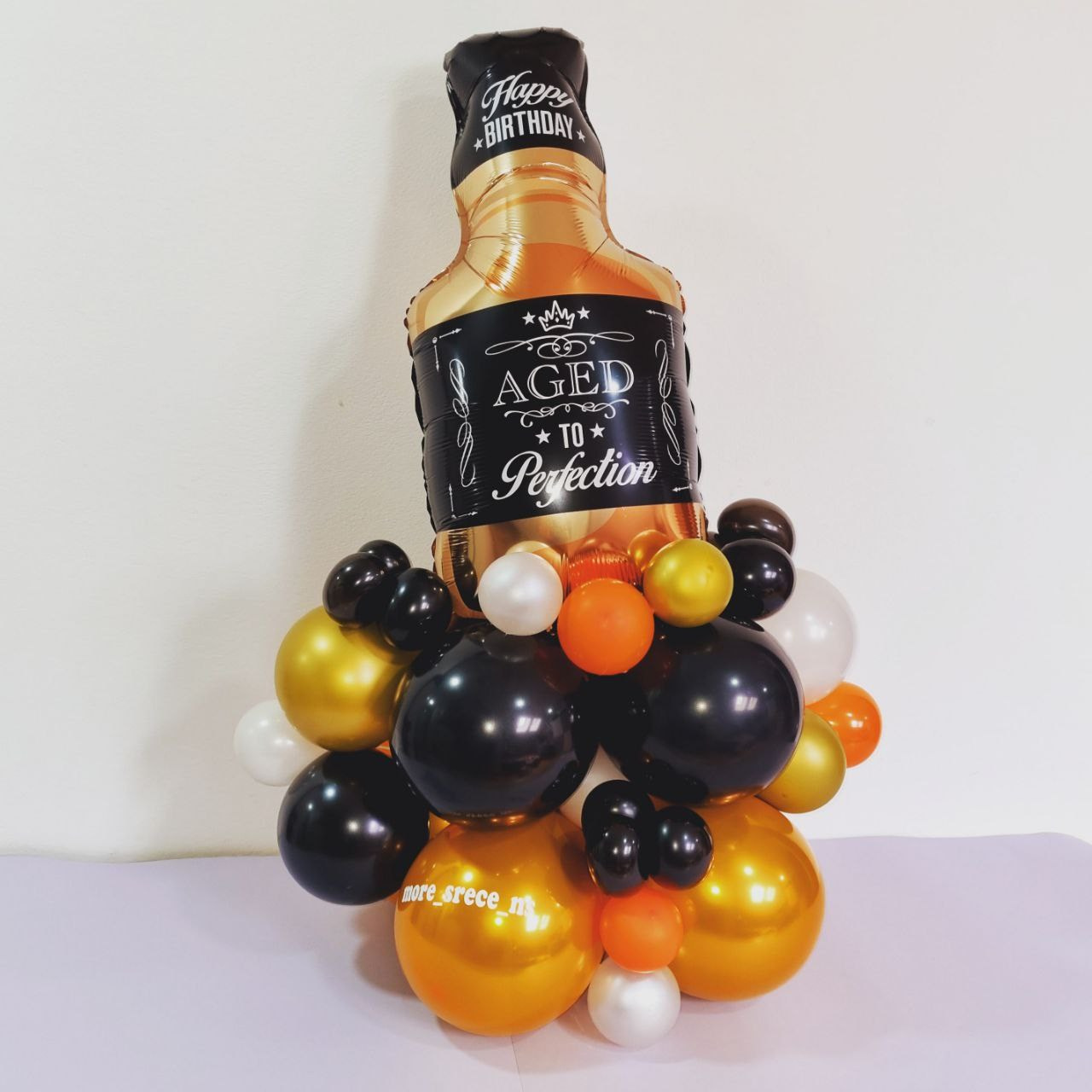 Композиции напольные. Шары с гелием, фотозоны Нови Сад Белград. Balone i dekoracije od balona Novi Sad Beograd