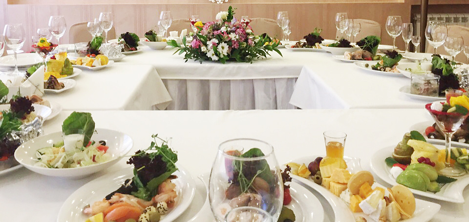 Праздничный декор. Ведущий, Тамада, DJ, фото в Перми. Хорошее настроение