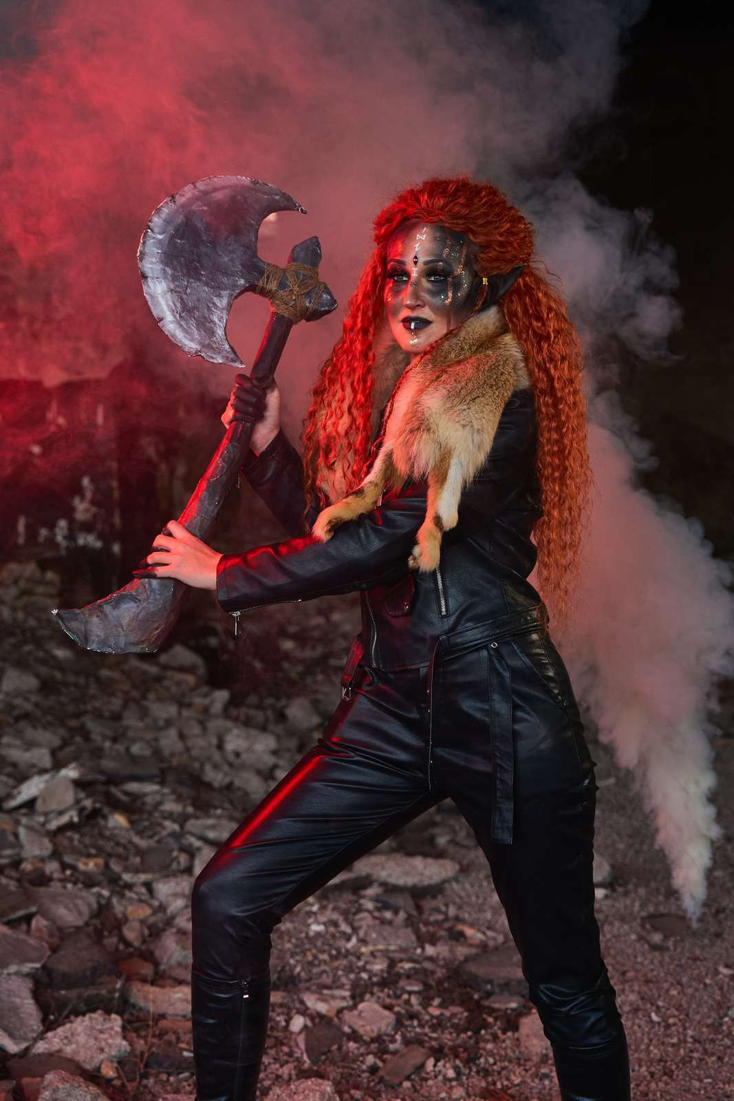 Валькирия в руинах. Фотограф в Уральске Александр Хохлачёв | HOHLACHEV.COM