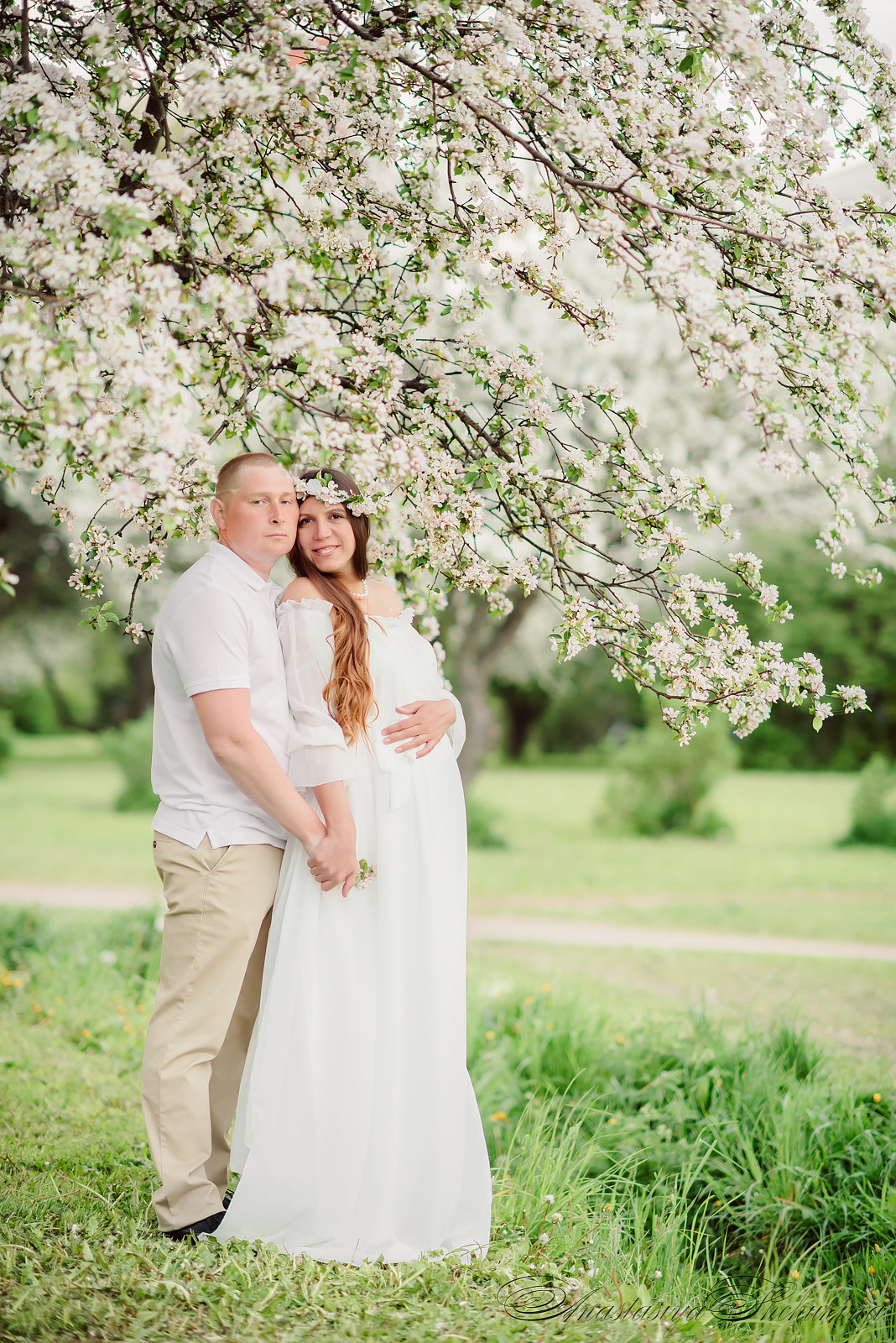 Фотосессия в яблонях в СПб, Фотосессия в цветении СПб. Семейный и Свадебный фотограф. Санкт-Петербург. Пушкин