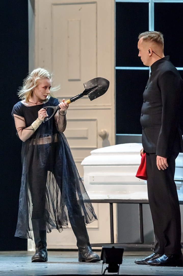 «Антигона», Театр-Театр (Пермь). Москва, улицы, театр и артисты, друзья и мир фото Владимир Кашицин