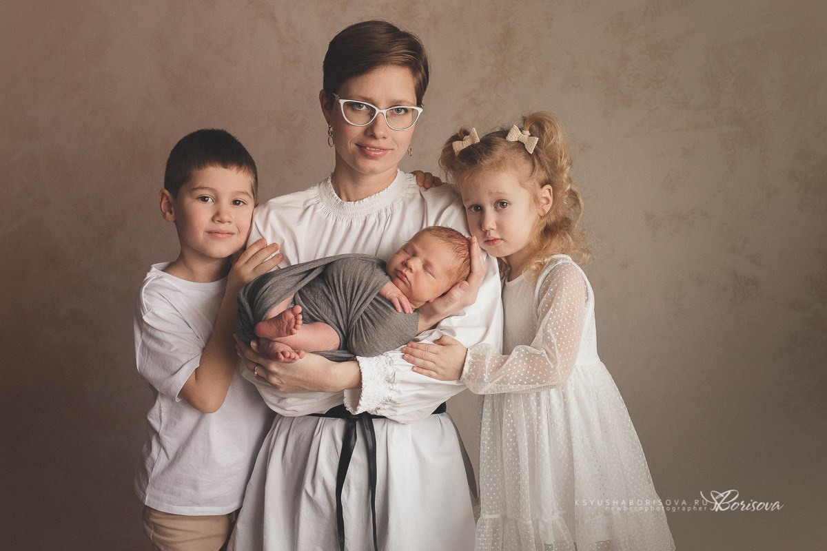 Фото с Родителями (ньюборн). Фотограф новорожденных в Магнитогорске Ксюша Борисова