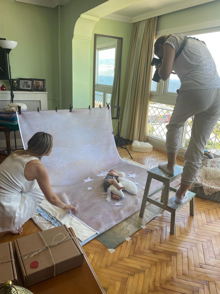 Newborn photoshooting. Professional family and children’s photographer in Izmir Irina Eron