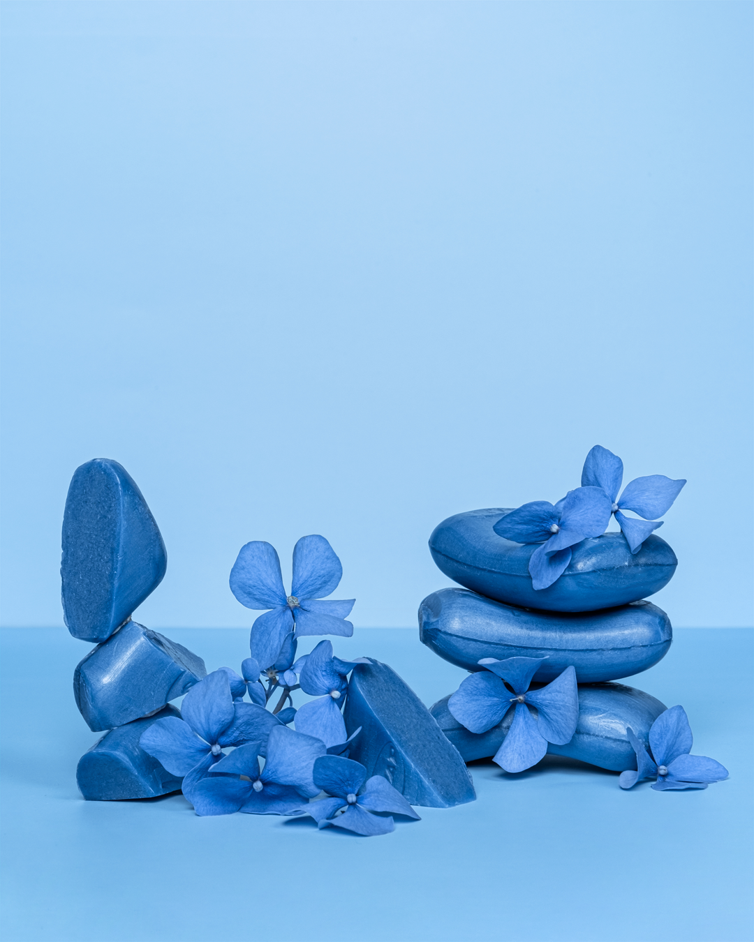 Предметная фотография мыла, фотосъемка для каталога с элементами имиджевой съемки, работа предметного фотографа из Санкт-Петербурга Кристи Хареба.