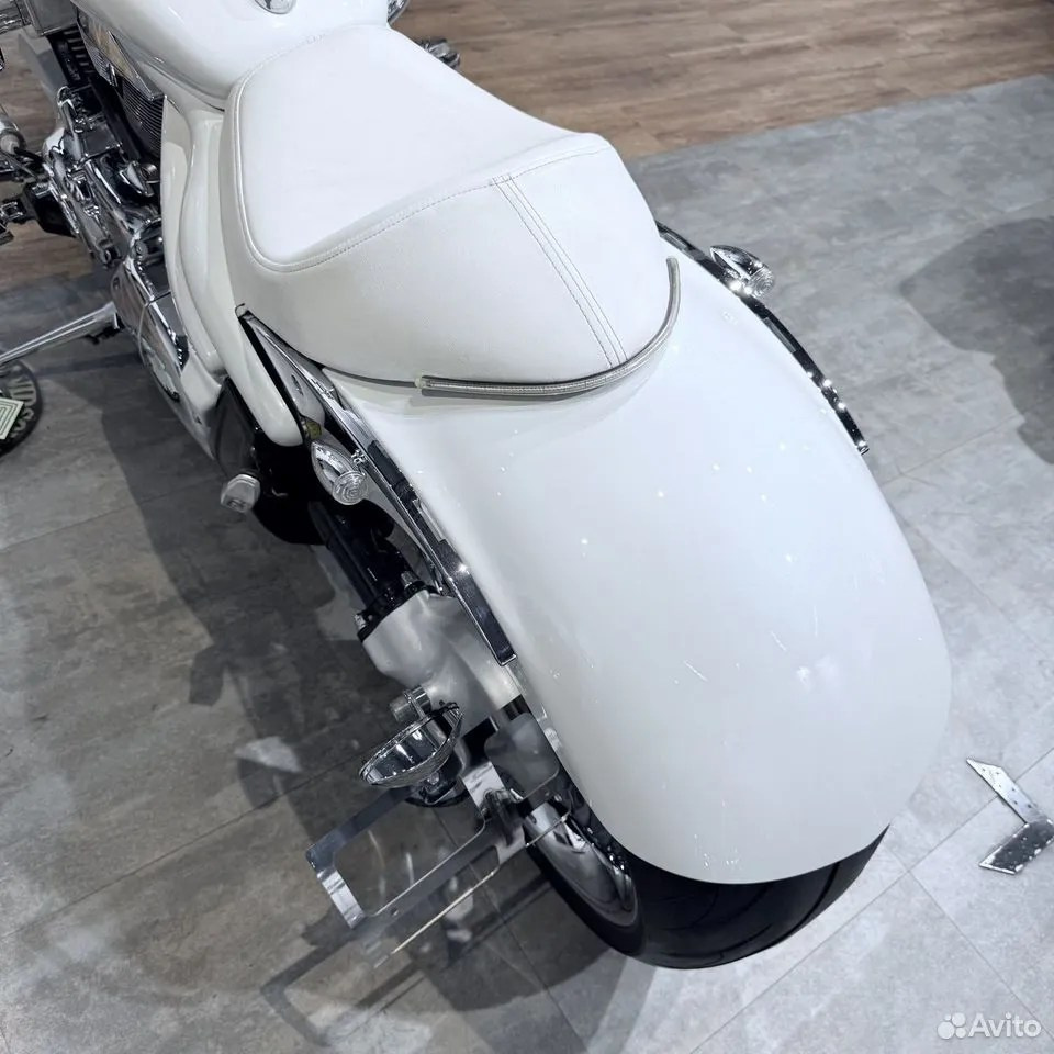 2007 SUZUКI М109R Whitе Hunter. Hello Davidson, Москва. Только хорошие мотоциклы…