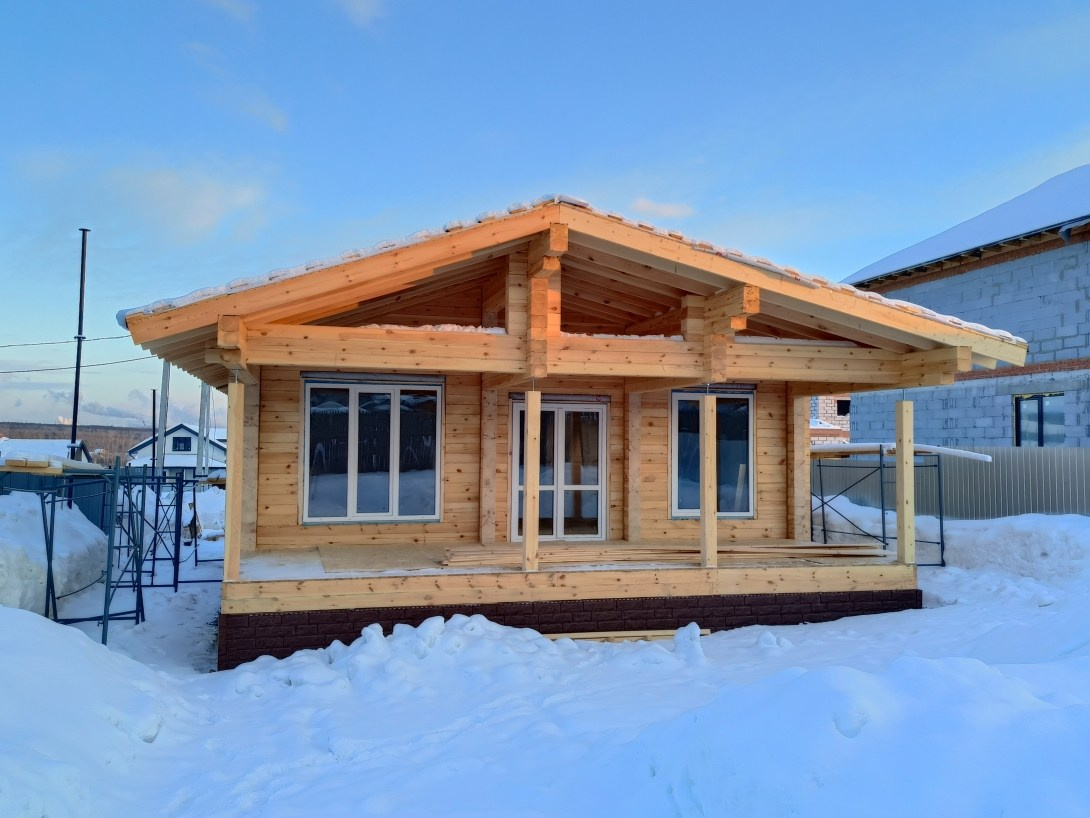 Студия + 3 спальни 112 м². Уральский завод Профилированного бруса в Челябинске