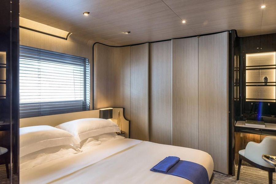 Worldmarine Collection — Luxury Textiles, Cashmere and Accessories for Yachts, Villas and Jets