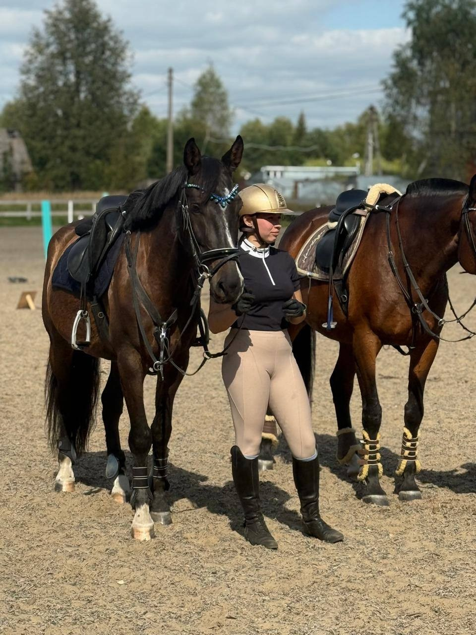 Конная Фотосессия с Конкурной Лошадью в стиле «Английский шик аристократии». Victoria Radjevna Репортажный Фотограф — Видеограф Москва • Санкт-Петербург