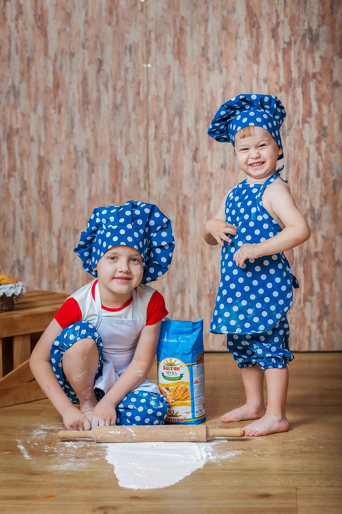 Костюмированная фотосессия в фотостудии. Сладкие булочки.