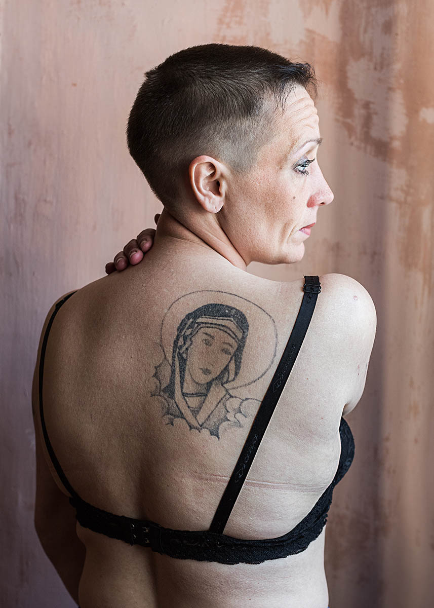 Художественная практика Елены Аносовой. Елена Аносова — художница и исследовательница, куратор и лектор