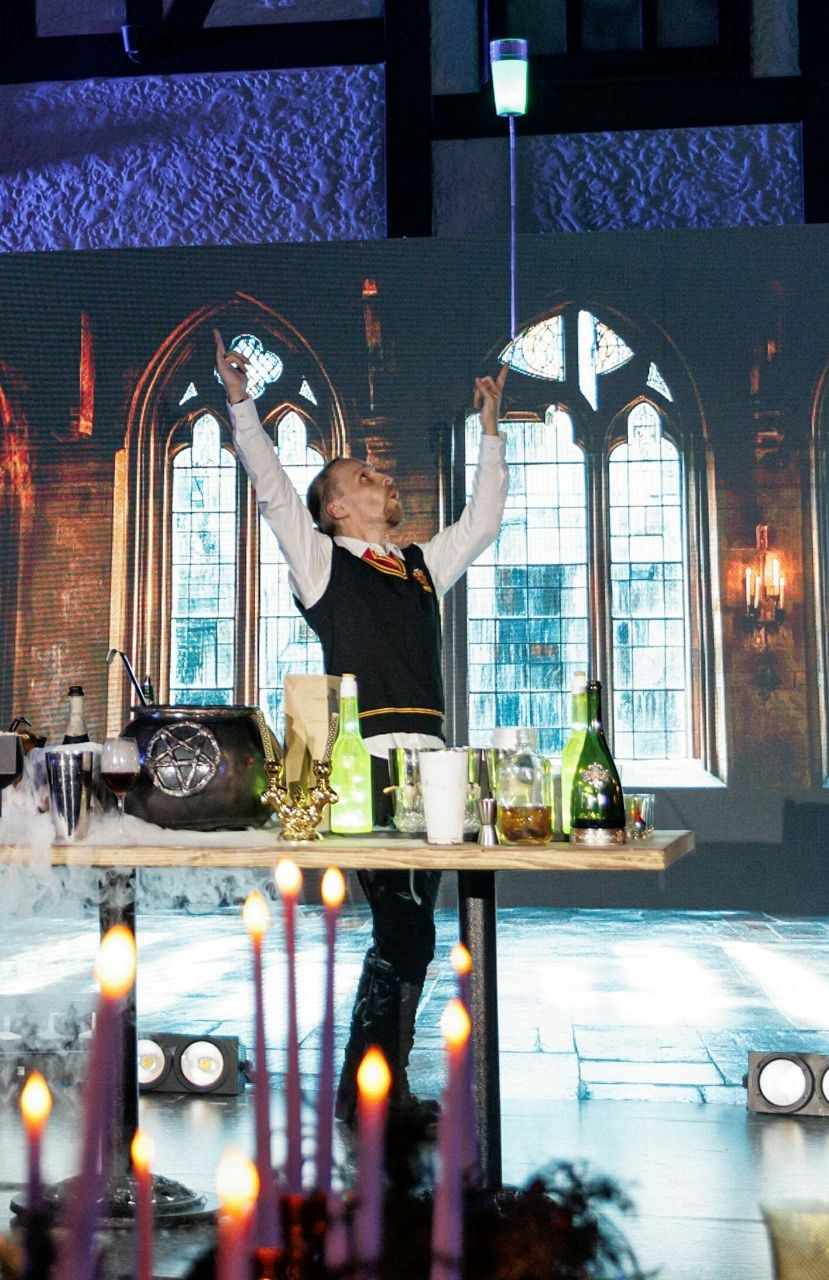 Ведущий + диджей + кавер-певица + флейринг-шоу на любой праздник для детей и взрослых в Москве и МО